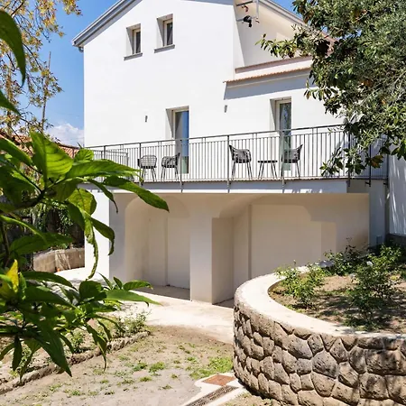 - Alice * سورينتو